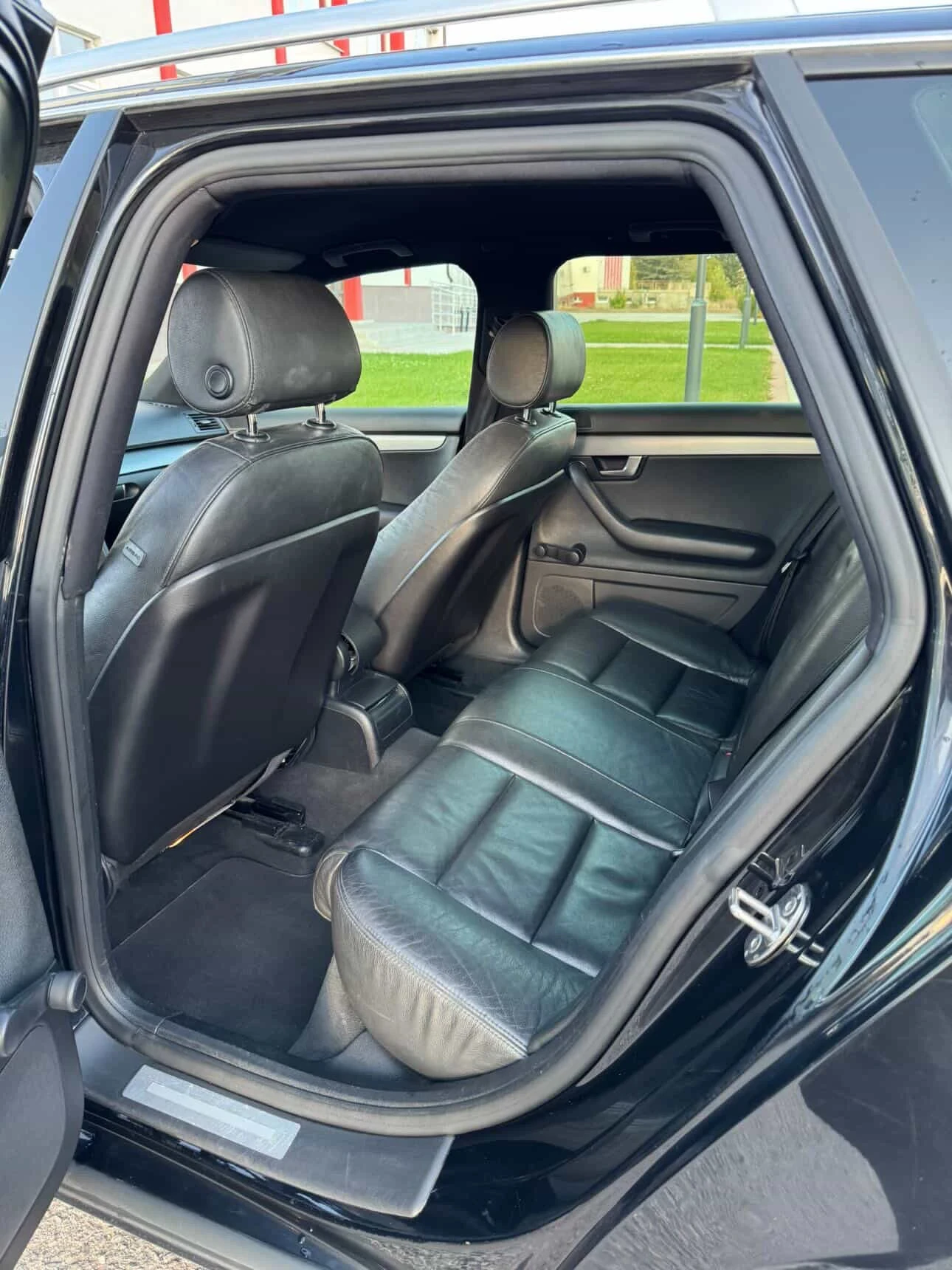 Audi A4, снимка 7 - Автомобили и джипове - 54947873