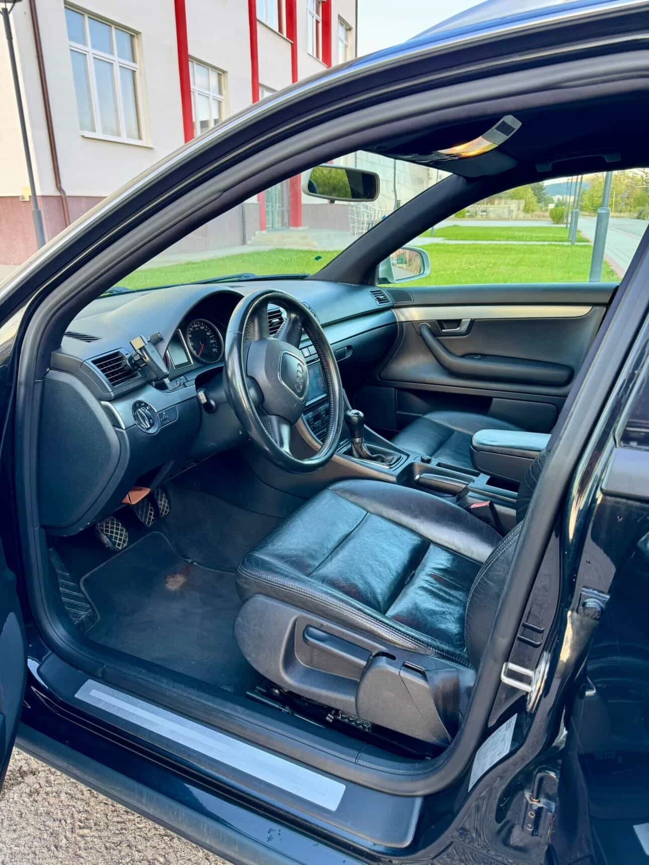 Audi A4, снимка 8 - Автомобили и джипове - 54947873