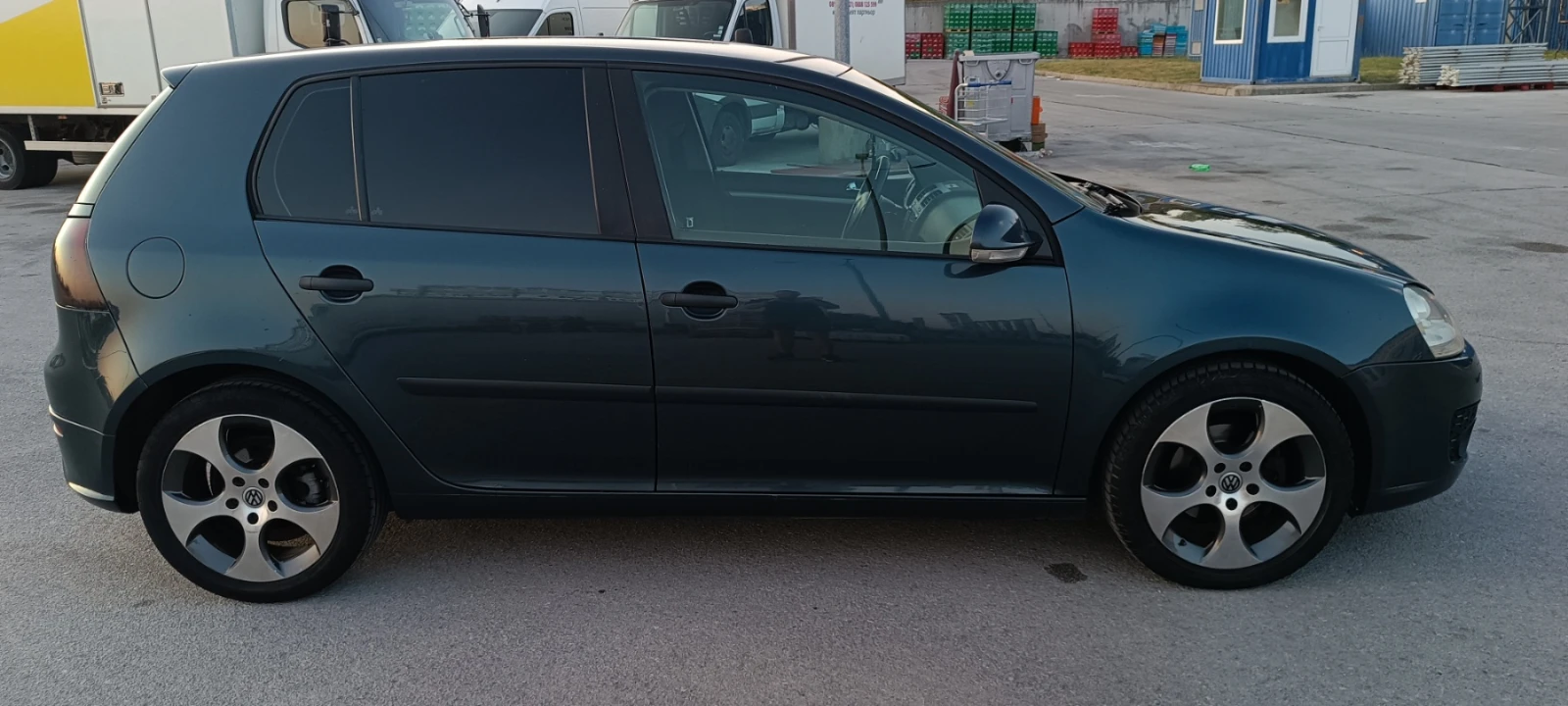 VW Golf 1.9 TDI, снимка 2 - Автомобили и джипове - 55179980