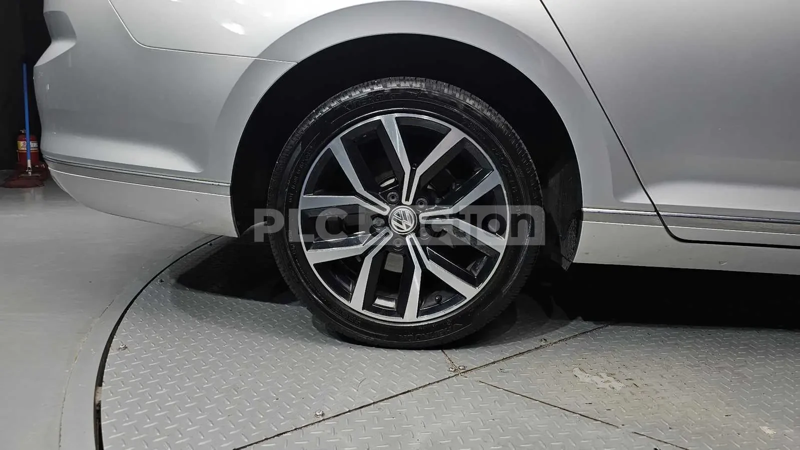 VW Passat 2.0TDI PRESTIGE! PANO/360CAM/FULL, снимка 5 - Автомобили и джипове - 55225527