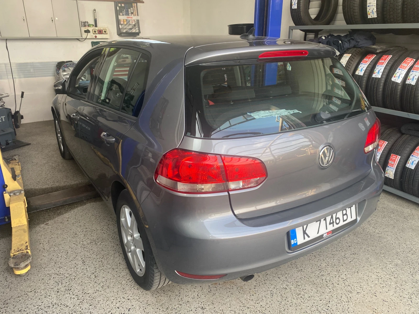 VW Golf 1.6 тди DSG, снимка 12 - Автомобили и джипове - 55698868