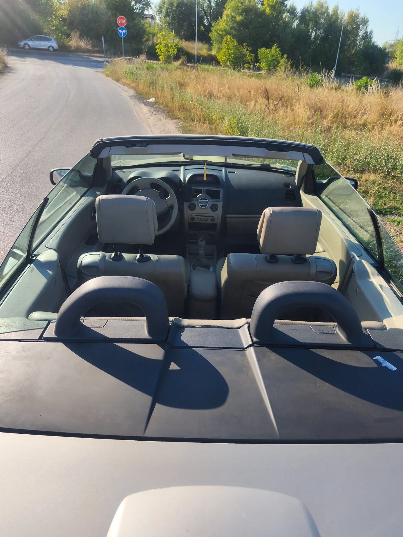 Renault Megane 2.0i, 136кс, Кабрио, снимка 7 - Автомобили и джипове - 55709377