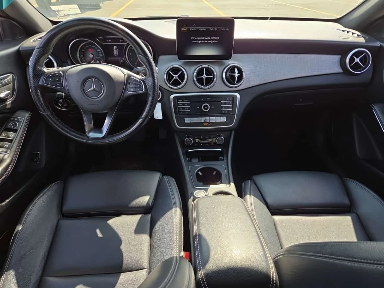 Mercedes-Benz CLA 250 * CARFAX * ОПЦИЯ ЗА ФИНАНСИРАНЕ * , снимка 10 - Автомобили и джипове - 55785066