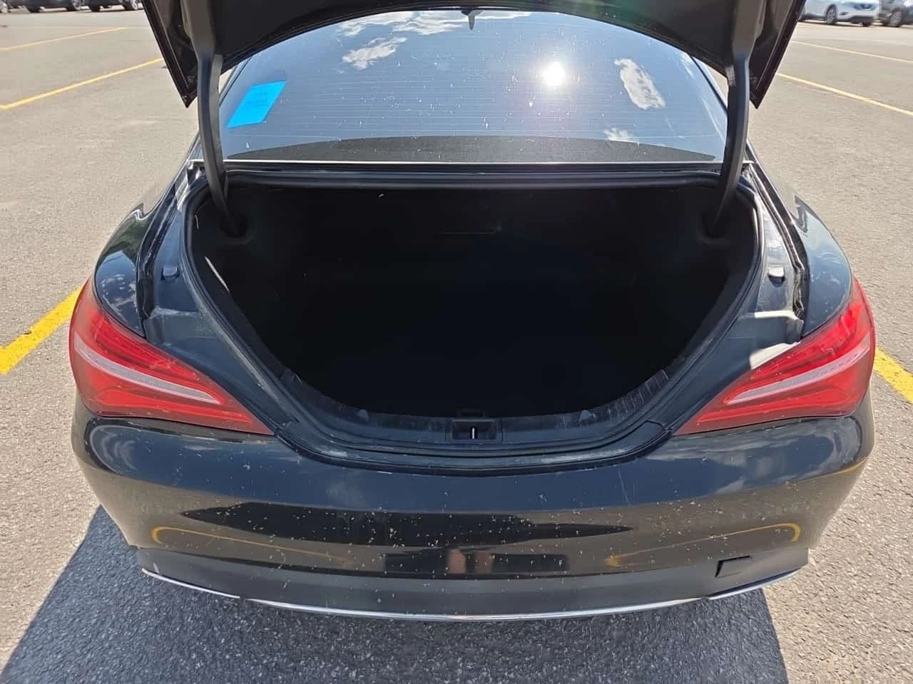 Mercedes-Benz CLA 250 * CARFAX * ОПЦИЯ ЗА ФИНАНСИРАНЕ * , снимка 13 - Автомобили и джипове - 55785066
