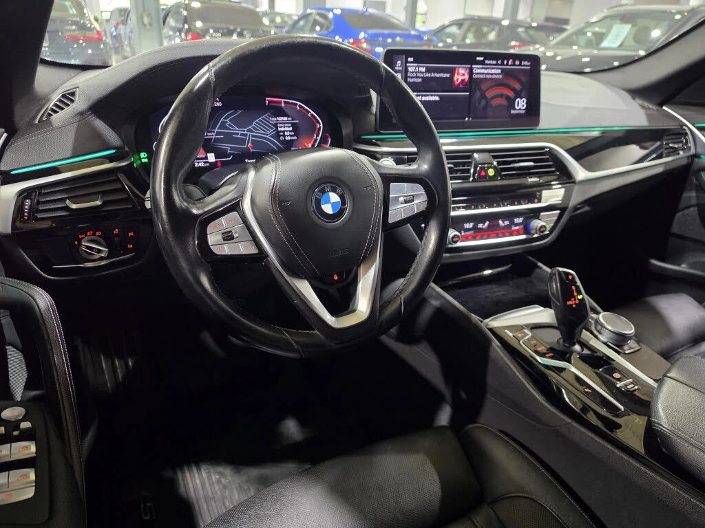 BMW 530 xDrive, снимка 5 - Автомобили и джипове - 56072880