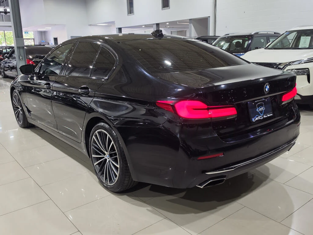 BMW 530 xDrive, снимка 3 - Автомобили и джипове - 56072880