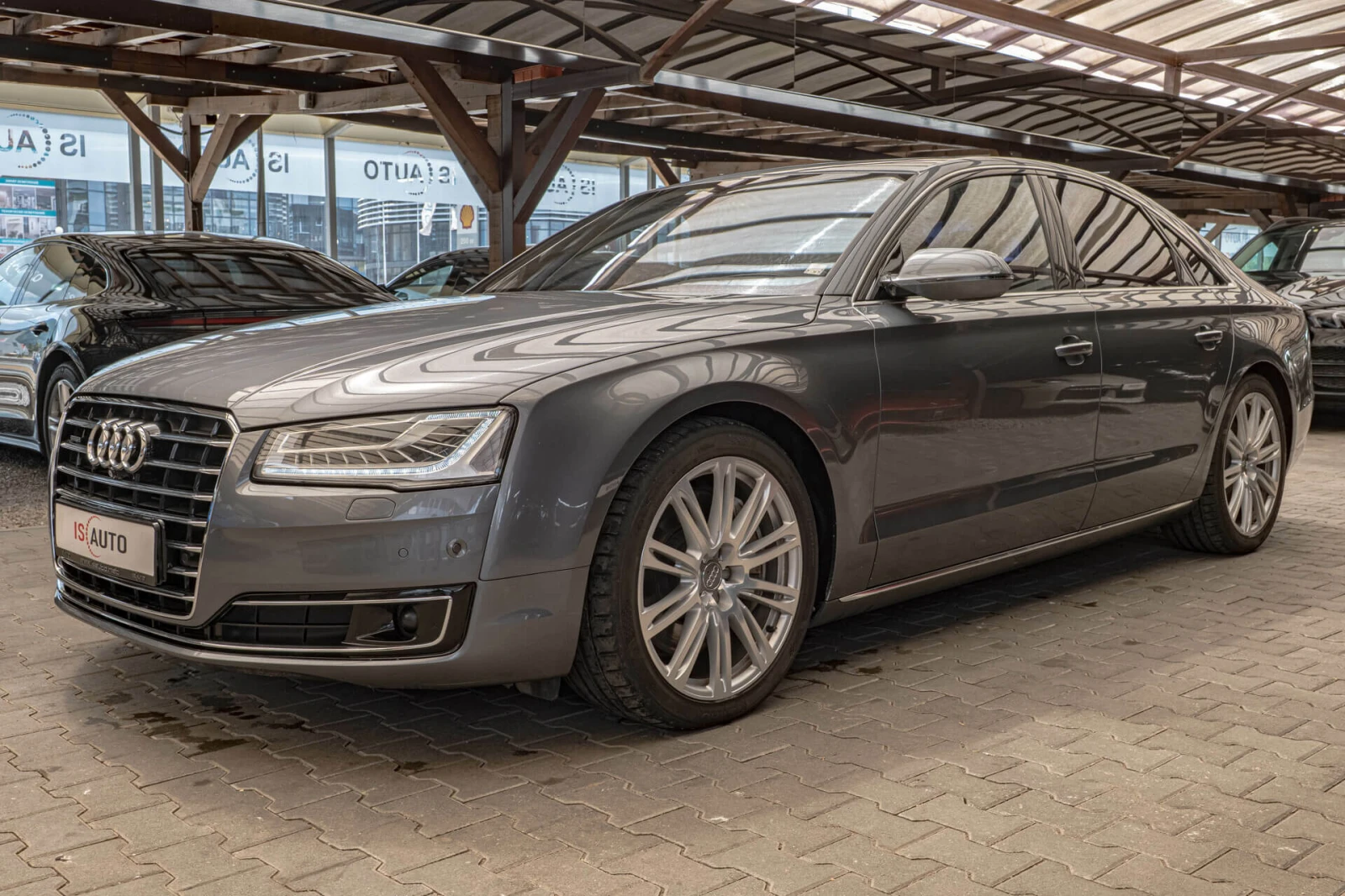 Audi A8 4.2TDI/Обдухване/BOSE/HuD/Обдухване/Алкантар/Камер, снимка 2 - Автомобили и джипове - 56201338