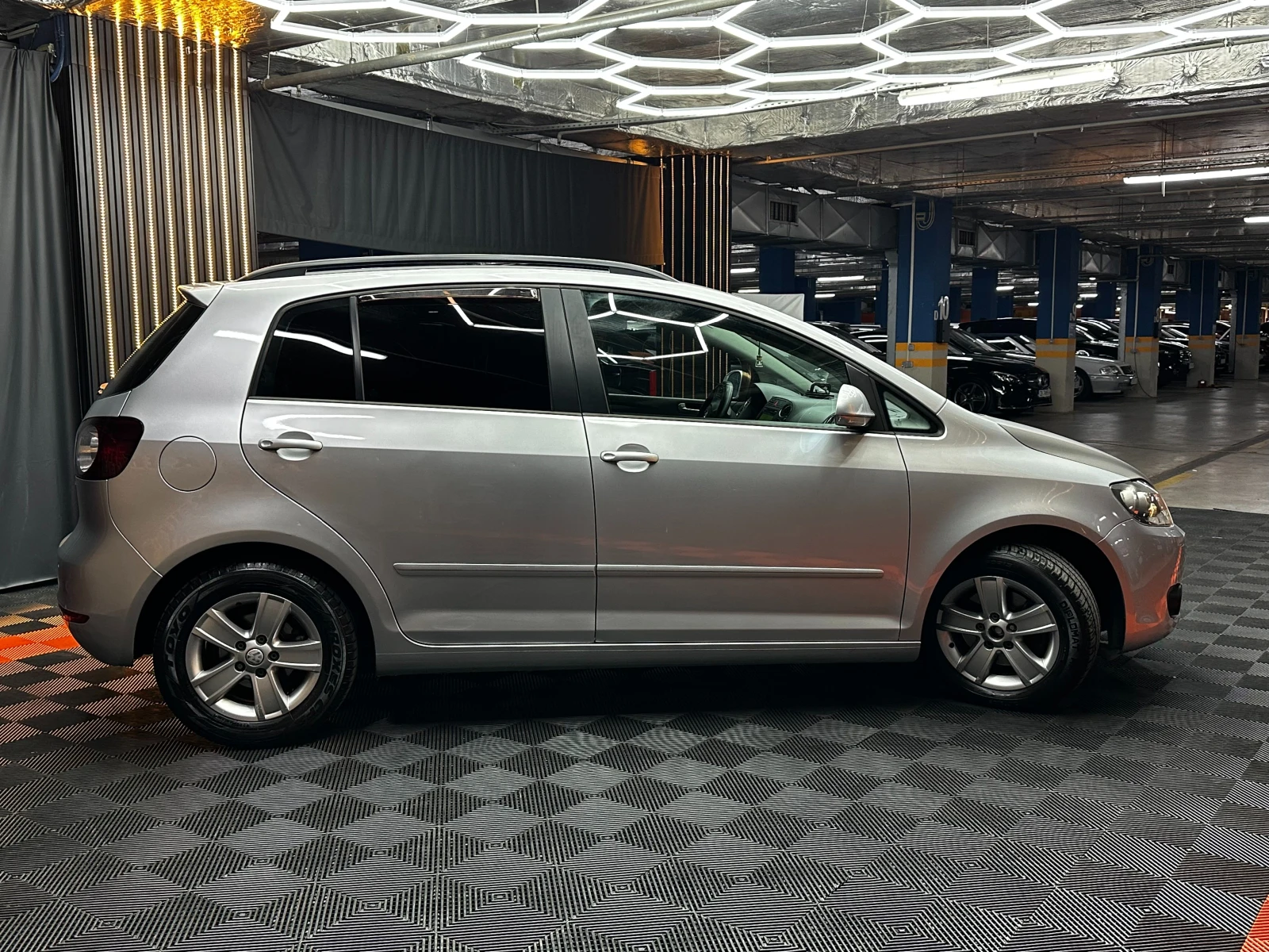 VW Golf Plus 2.0d 110 к.с. , снимка 4 - Автомобили и джипове - 56311067