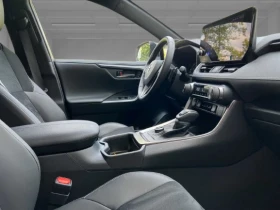 Обява за продажба на Toyota Rav4 2.5 4×4 Plug-in Hybrid = GR Sport = Гаранция ~ 121 704 лв. - изображение 6
