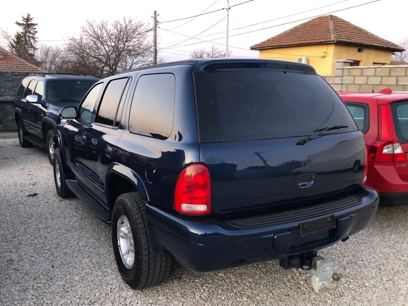 Dodge Durango 5.9 V8 MAGNUM SLT PLUS-7 МЕСТЕН ШВЕЙЦАРИЯ, снимка 17 - Автомобили и джипове - 44342577