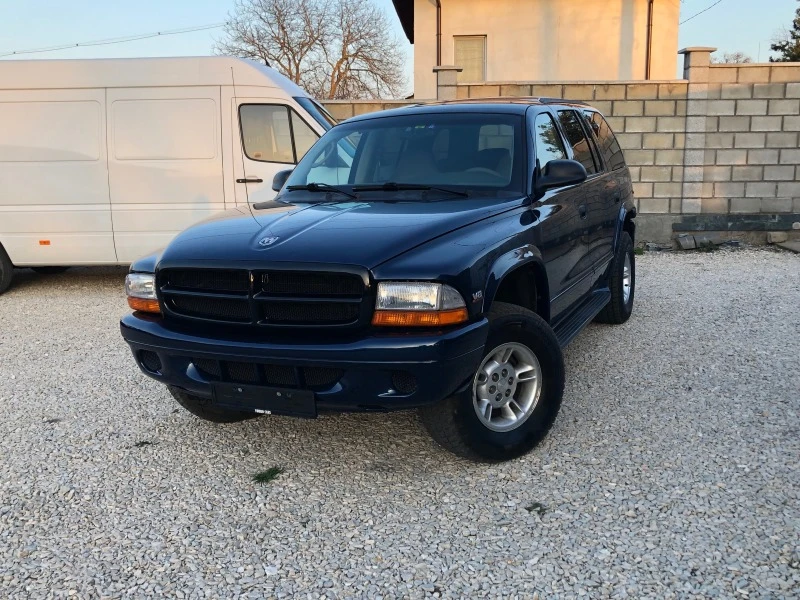 Dodge Durango 5.9 V8 MAGNUM SLT PLUS-7 МЕСТЕН ШВЕЙЦАРИЯ, снимка 1 - Автомобили и джипове - 44342577