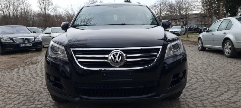 VW Tiguan 2.0 TDI * 4MOTION* * АВТОМАТ* * ШВЕЙЦАРИЯ* , снимка 2 - Автомобили и джипове - 49601201