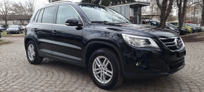 VW Tiguan 2.0 TDI * 4MOTION* * АВТОМАТ* * ШВЕЙЦАРИЯ* , снимка 3 - Автомобили и джипове - 49601201