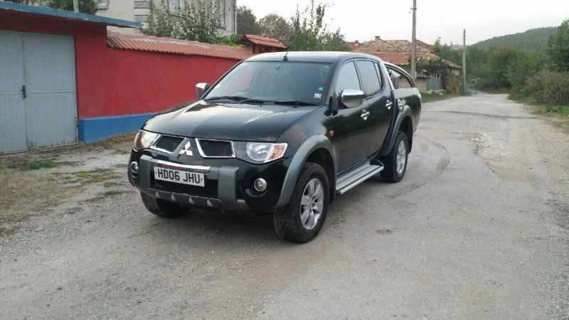 Mitsubishi L200 2.5did 10 бр, снимка 1 - Автомобили и джипове - 22861076