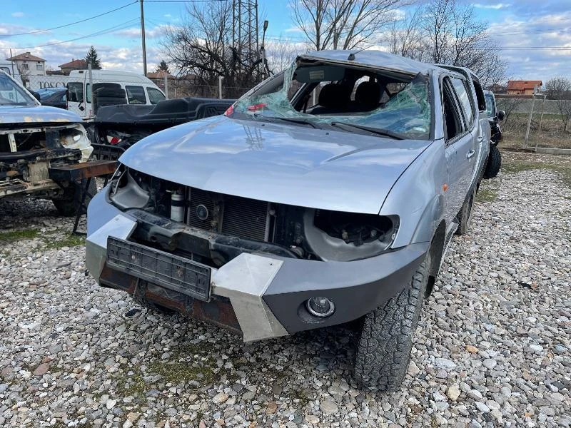 Mitsubishi L200 2.5did 10 бр, снимка 13 - Автомобили и джипове - 22861076