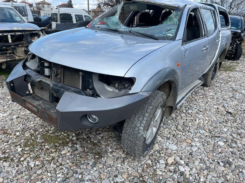 Mitsubishi L200 2.5did 10 бр, снимка 2 - Автомобили и джипове - 22861076