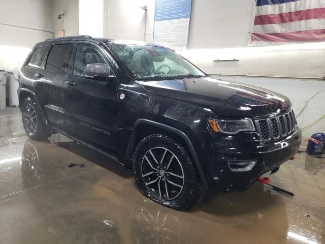 Jeep Grand cherokee, снимка 3 - Автомобили и джипове - 48796605