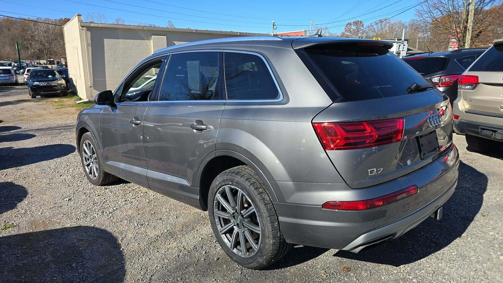 Audi Q7 пано* 360* дистроник* дигитално табло* BOSE - изображение 3