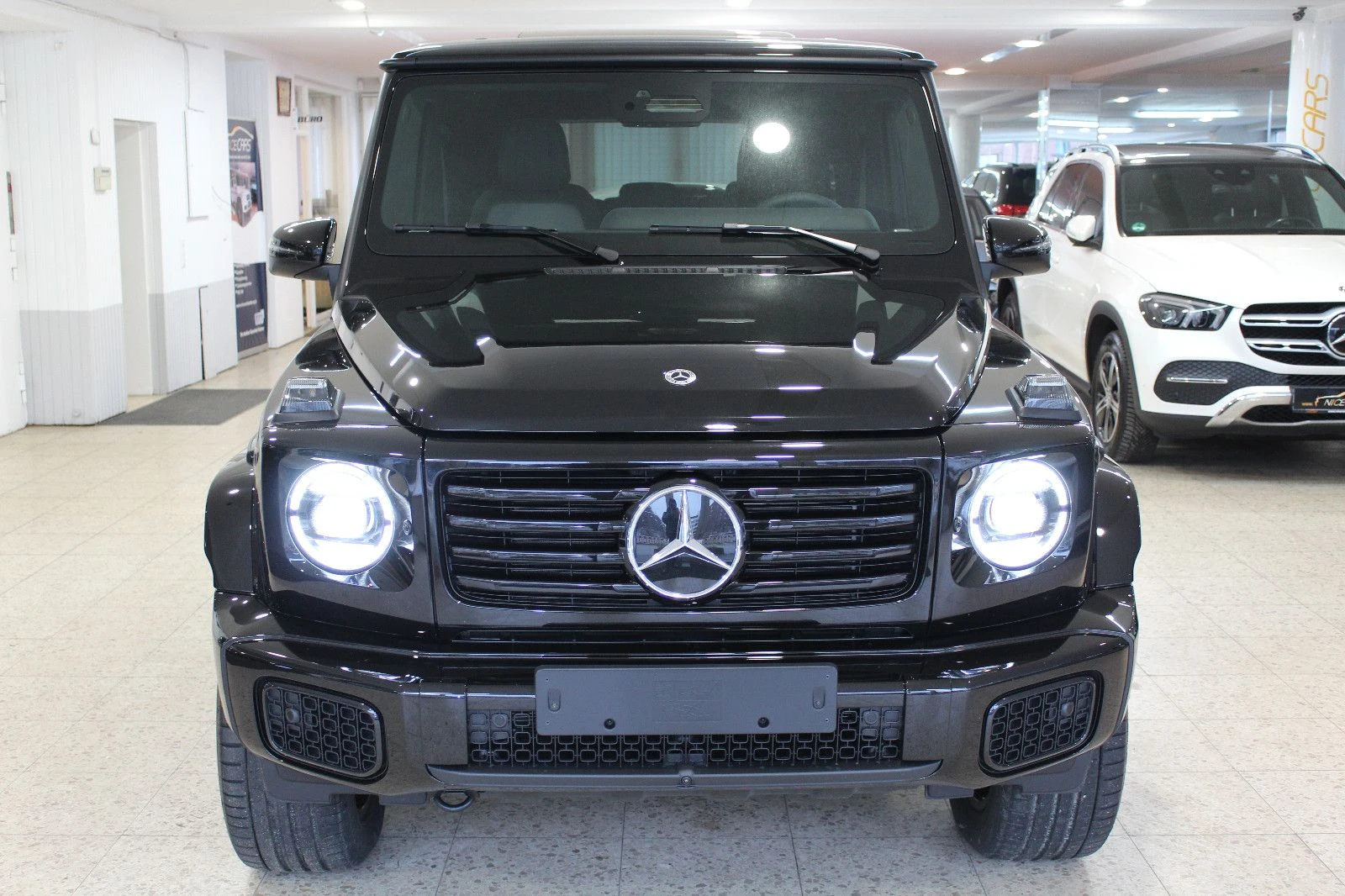 Mercedes-Benz G 580 EQ/ EDITION 1/ AMG/ CARBON/ BURM/ 360/ - изображение 2