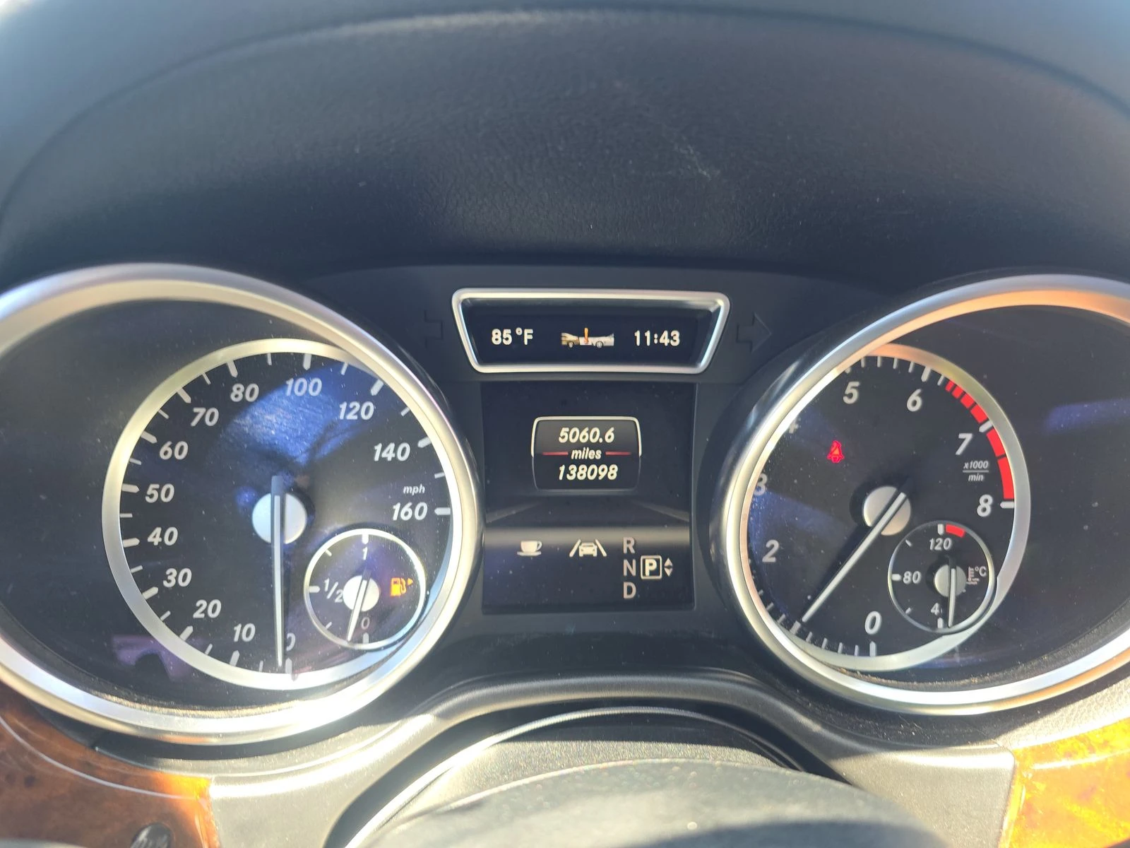 Mercedes-Benz GL 500 550/ПОДГРЕВ/ОБДУХВАНЕ/ДИСТРОНИК/КАМЕРА/ПАНОРАМА - изображение 10