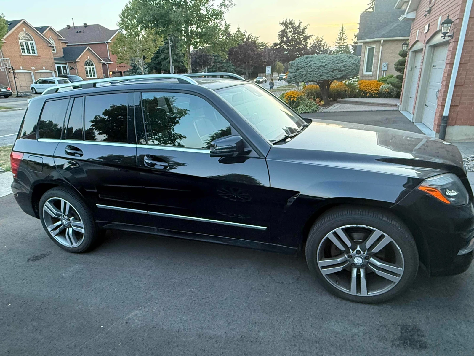 Mercedes-Benz GLK * 350 * 4MATIC * CARFAX * ЦЕНА ДО БГ - изображение 3