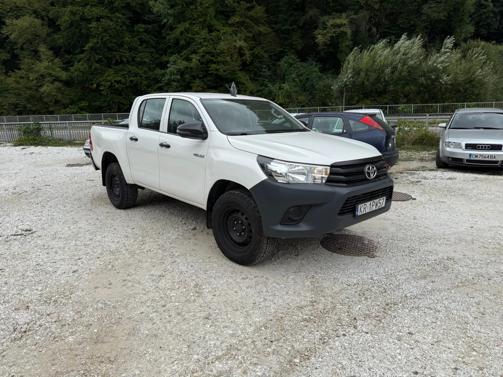Toyota Hilux 2.4D4D НОВ ВНОС - изображение 8