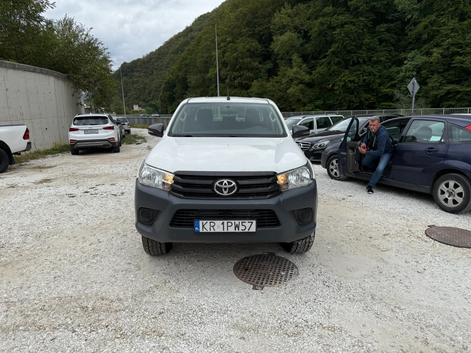 Toyota Hilux 2.4D4D НОВ ВНОС - изображение 9