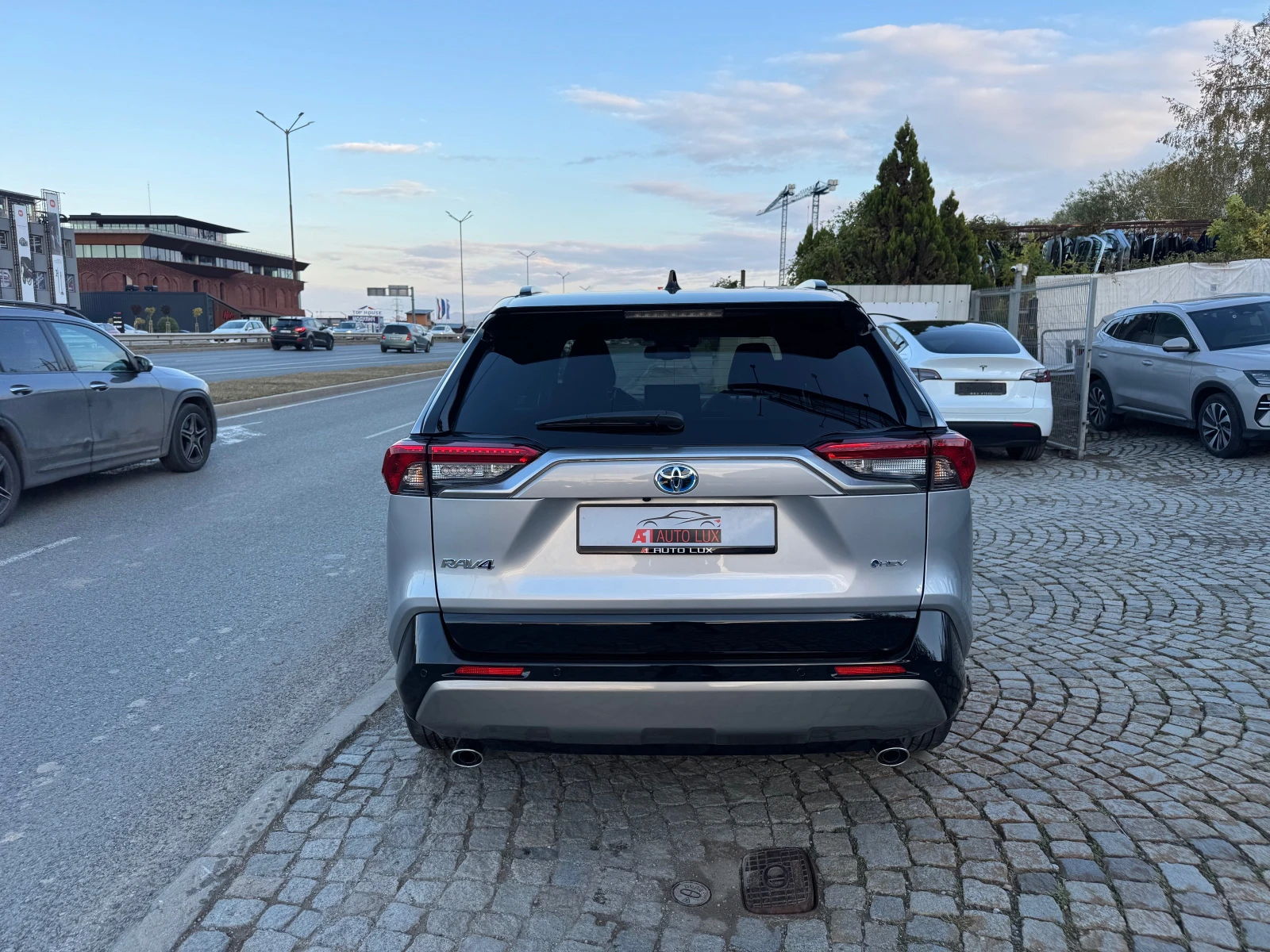 Toyota Rav4 5km/2.5-4x4/360/JBL  - изображение 5