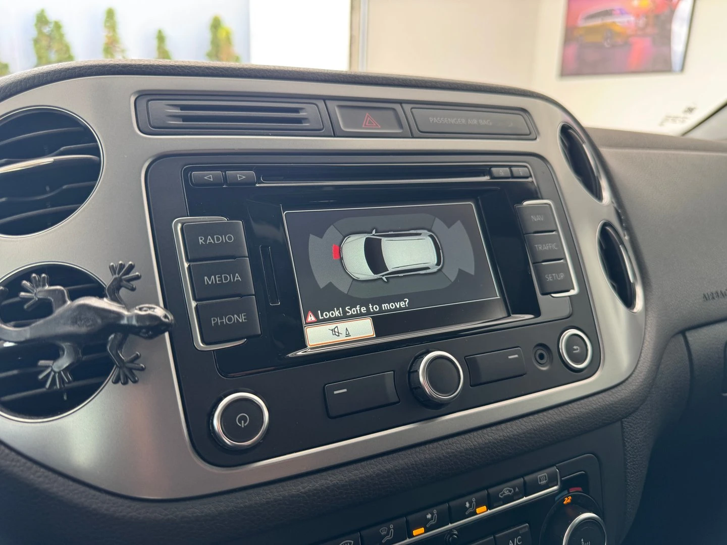 VW Tiguan Sport&Style 2.0TDI BMT 4MOTION | Mobile.bg   11