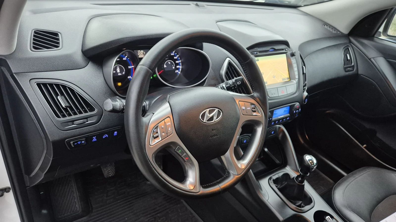 Hyundai IX35 2.0CRDI 4X4       | Mobile.bg   12