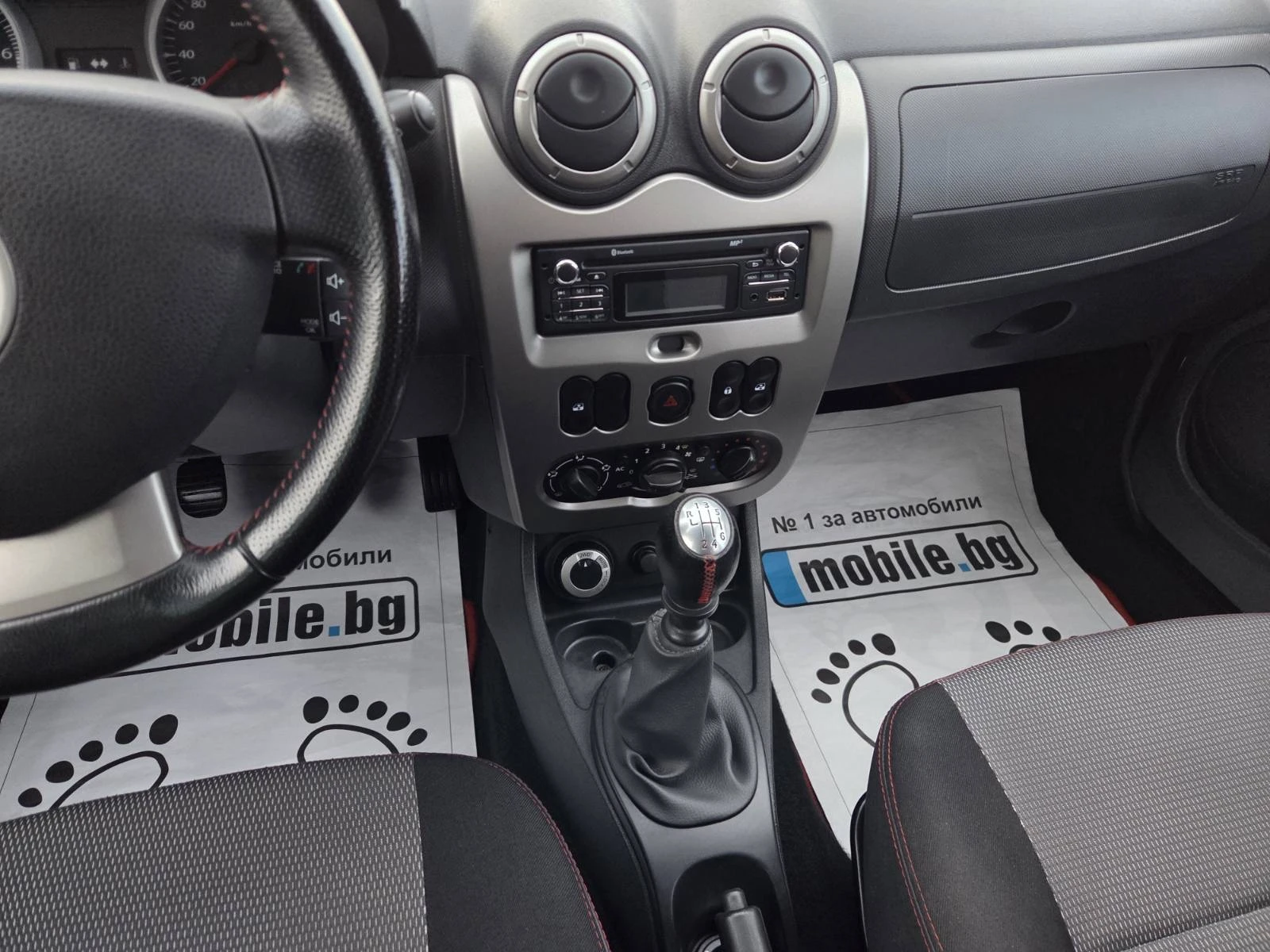 Dacia Duster 1.5DCI/4x4, снимка 15 - Автомобили и джипове - 53727977