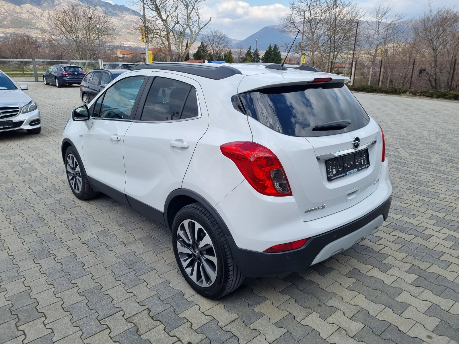 Opel Mokka 1.4 ГАЗ 2017г. СЕРВИЗНА ИСТОРИЯ в OPEL !, снимка 4 - Автомобили и джипове - 53861967
