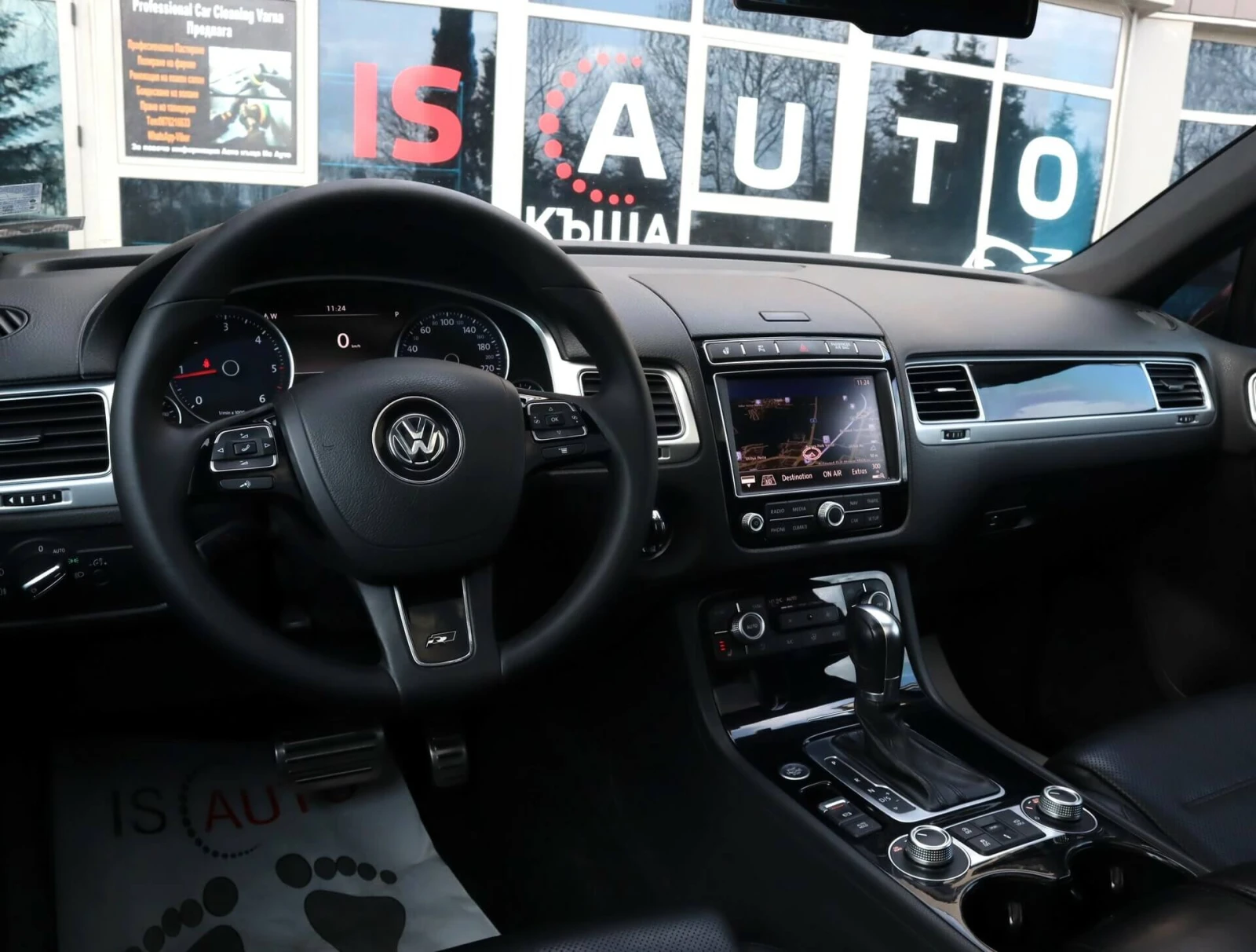 VW Touareg 3.0TDI/Terrain-Tech/Обдухване/dYnaudio/Пано/Камера, снимка 7 - Автомобили и джипове - 54000688