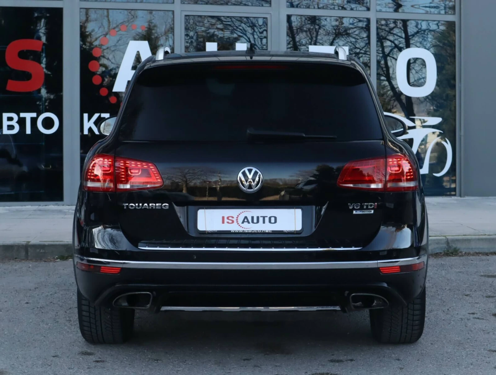 VW Touareg 3.0TDI/Terrain-Tech/Обдухване/dYnaudio/Пано/Камера, снимка 5 - Автомобили и джипове - 54000688