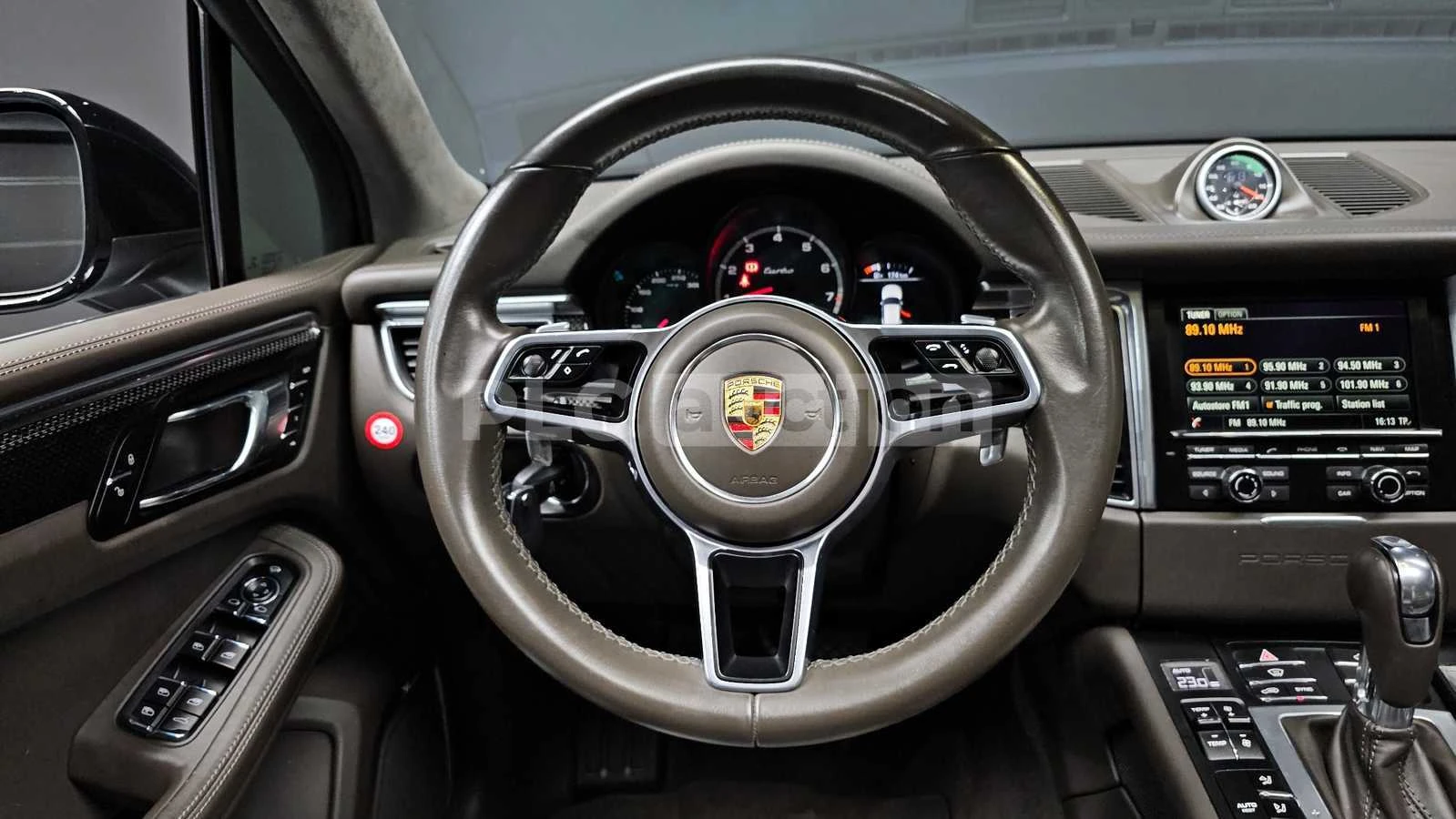 Porsche Macan Turbo PDK| DIST| PANO| CAM| ���.��������� | Mobile.bg � ����������� 6