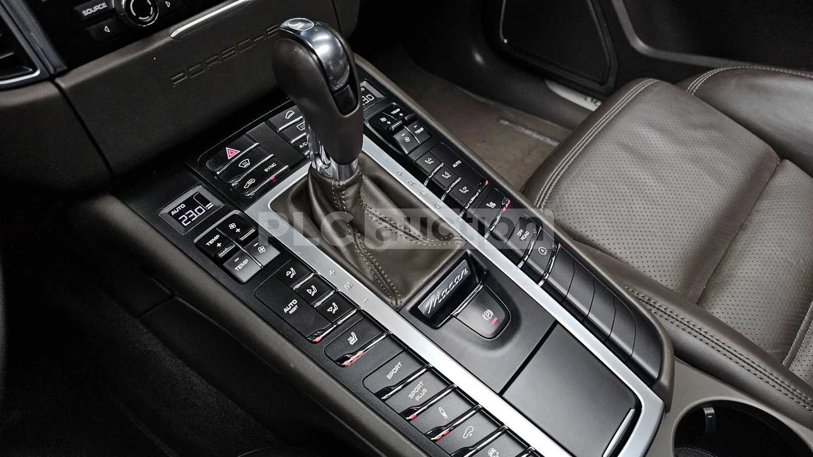 Porsche Macan Turbo PDK| DIST| PANO| CAM| ���.��������� | Mobile.bg � ����������� 8