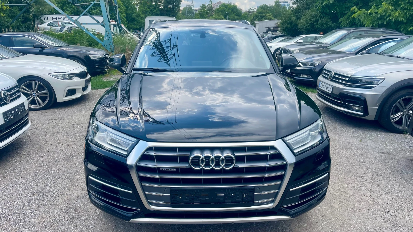Audi Q5 2.0 TFSI, всички екстри, НАЛИЧНА В СОФИЯ, снимка 2 - Автомобили и джипове - 55018247
