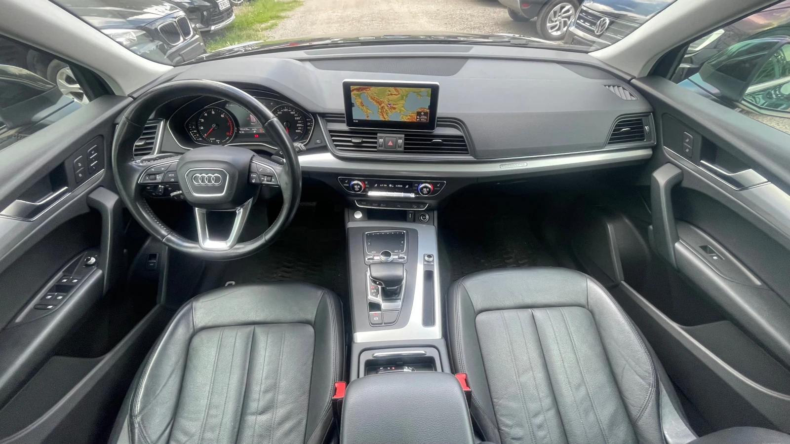 Audi Q5 2.0 TFSI, всички екстри, НАЛИЧНА В СОФИЯ, снимка 17 - Автомобили и джипове - 55018247