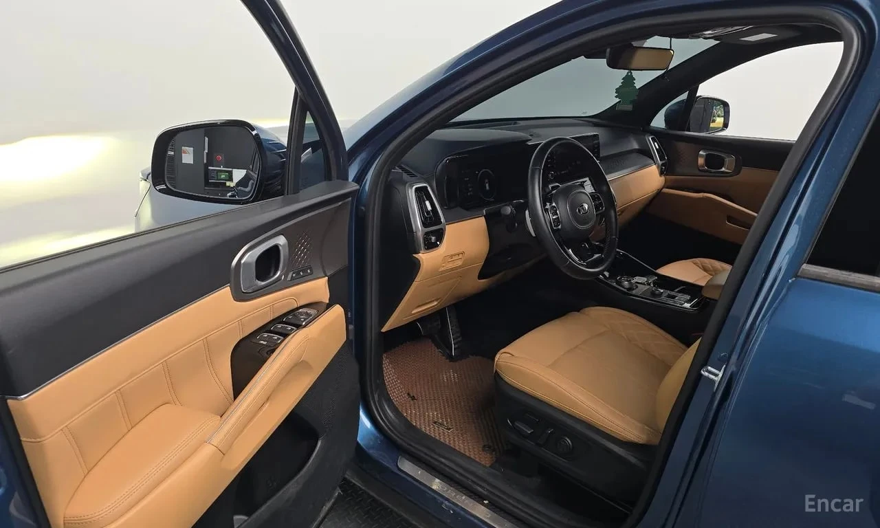 Kia Sorento 2.5T 4WD/ДИСТРОНИК/360/ОБДУХ/ПАНОРАМА/ПОДГРЕВ/, снимка 10 - Автомобили и джипове - 55903861
