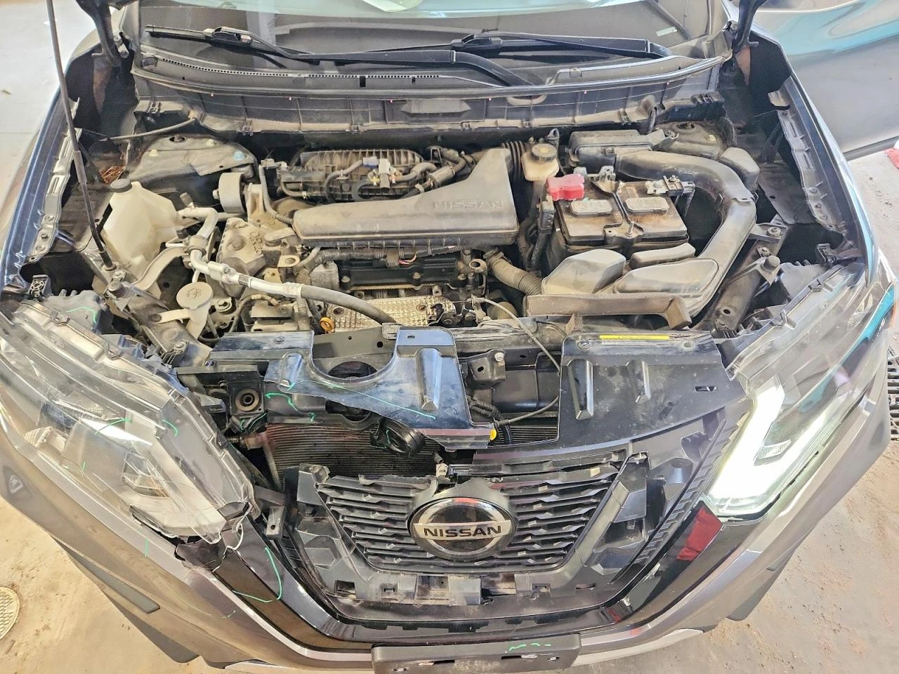 Nissan Rogue 2.5l S, снимка 11 - Автомобили и джипове - 55976899