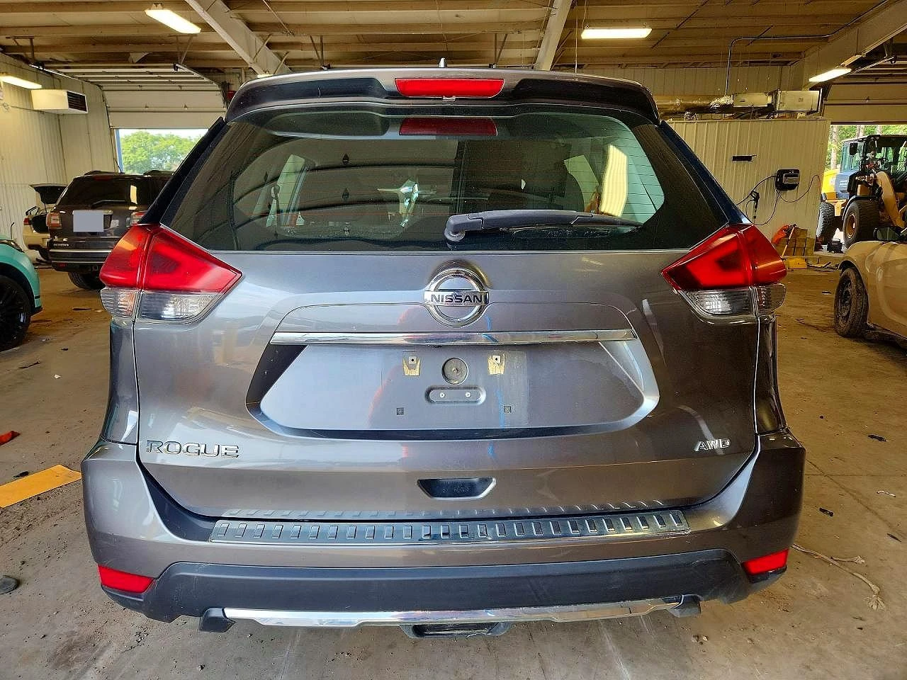 Nissan Rogue 2.5l S, снимка 6 - Автомобили и джипове - 55976899