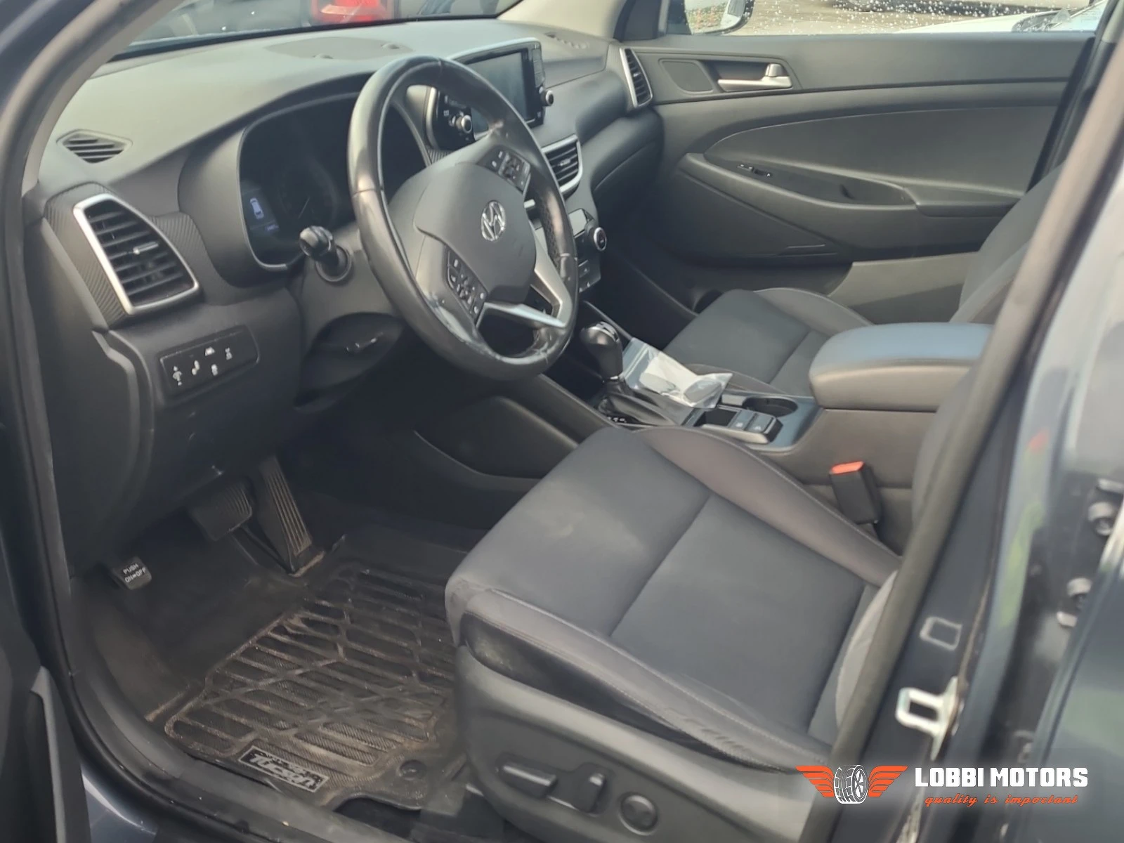 Hyundai Tucson, снимка 5 - Автомобили и джипове - 56297371