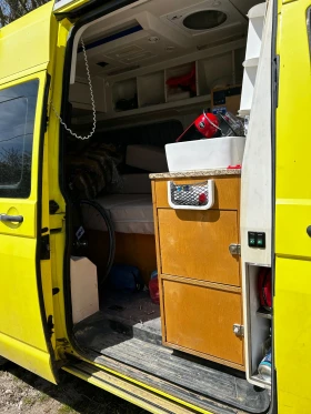 VW T5 Кемпер, снимка 5