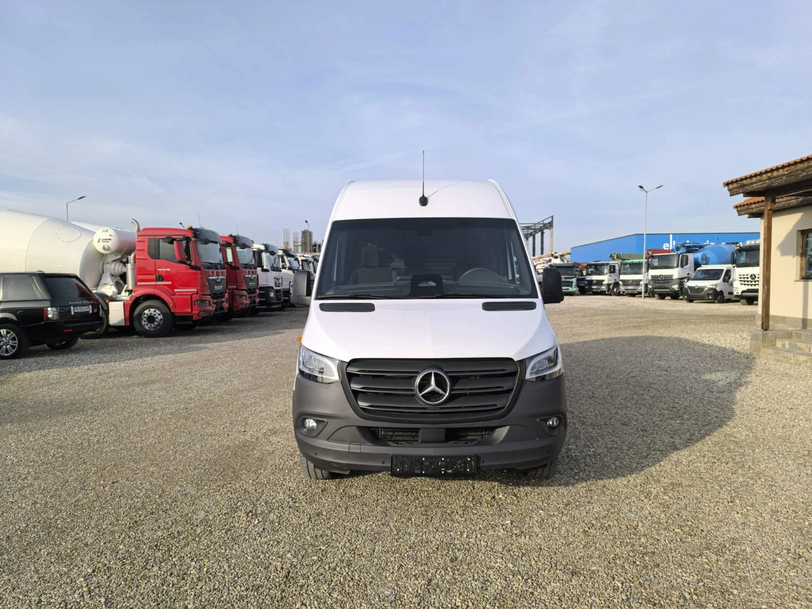 Mercedes-Benz Sprinter 317 CDI - изображение 2