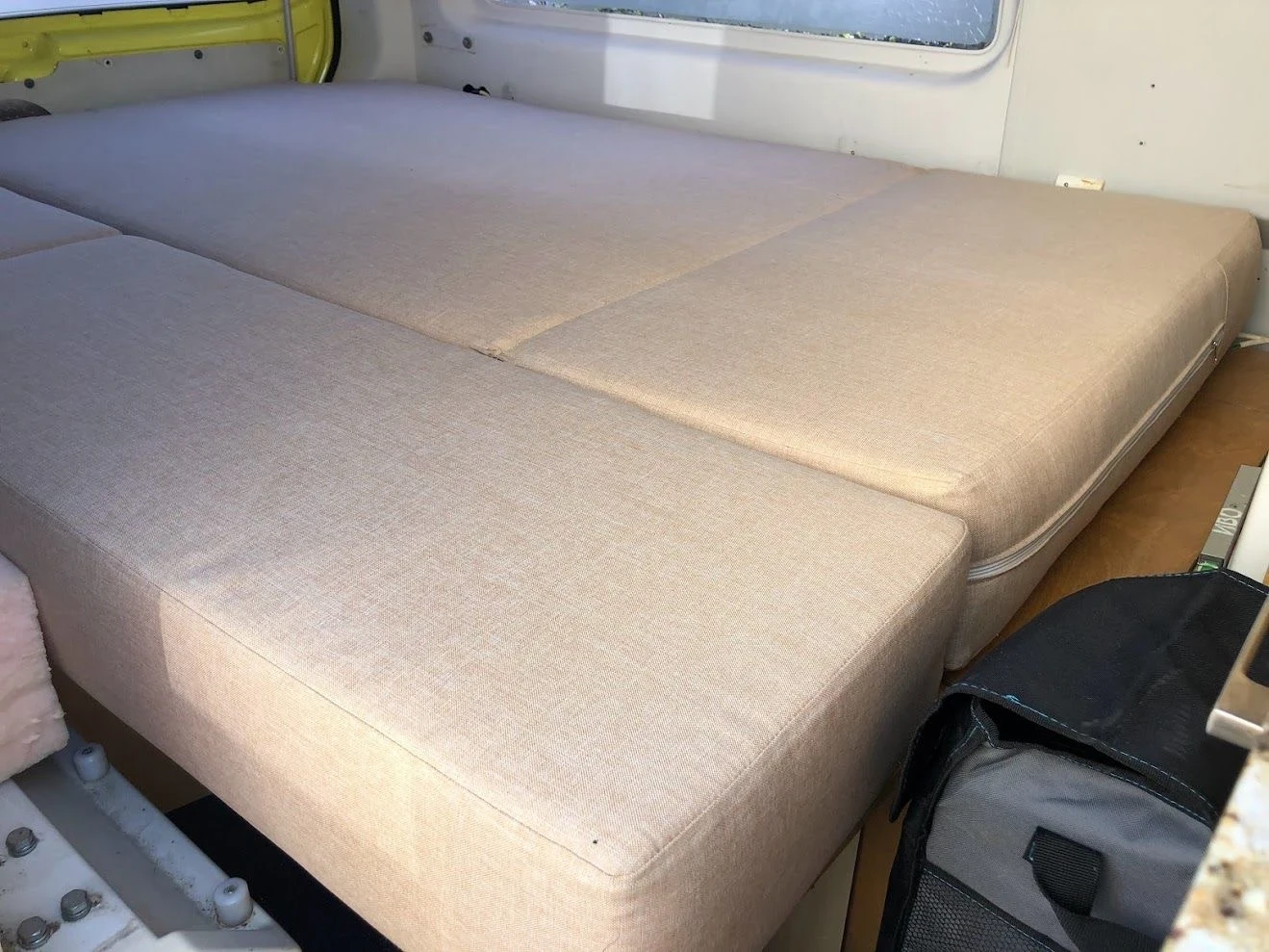 VW T5 Кемпер, снимка 10 - Бусове и автобуси - 56409776