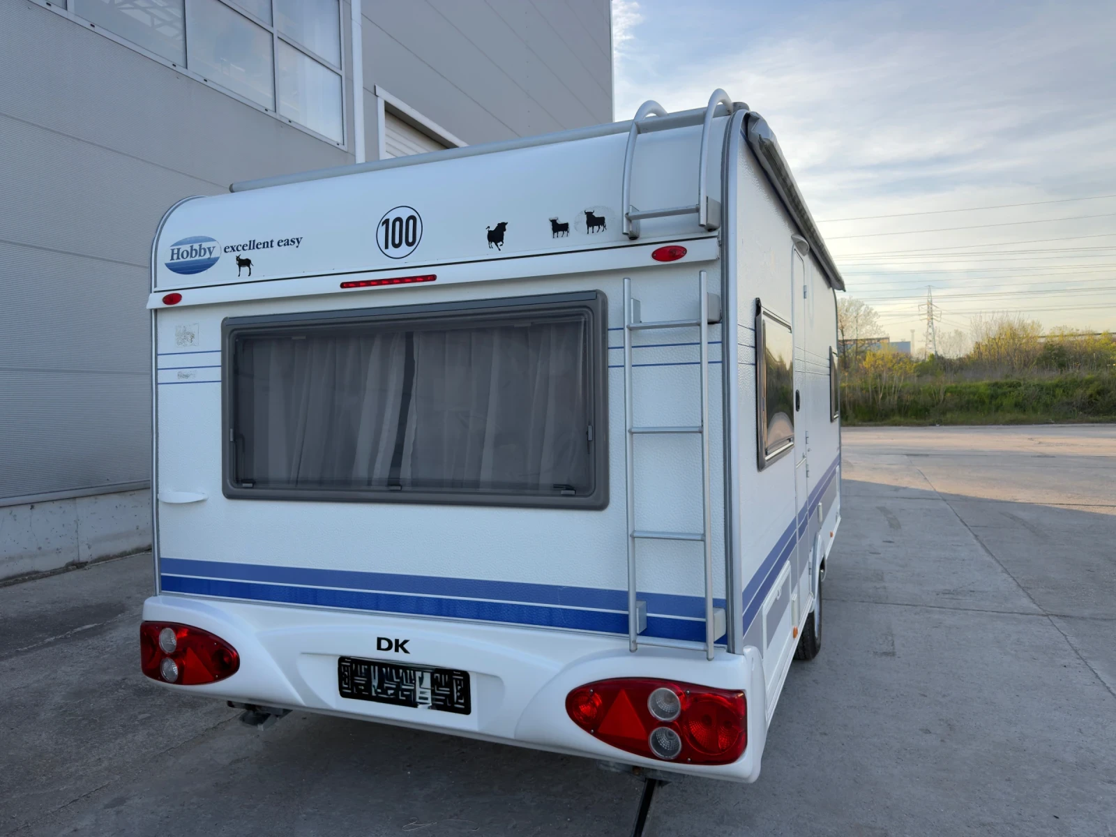 Каравана Hobby 495