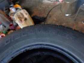 Гуми Зимни 215/65R16, снимка 9