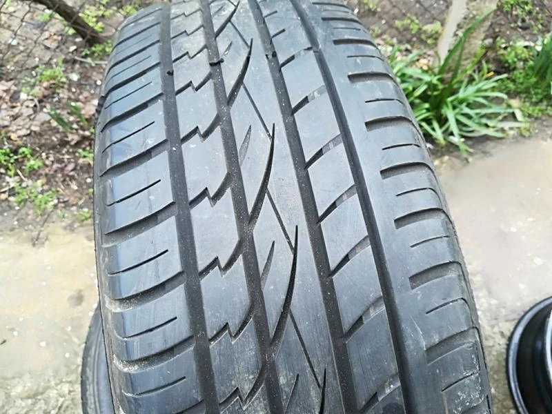 Гуми Летни 235/60R18, снимка 2 - Гуми и джанти - 26215911