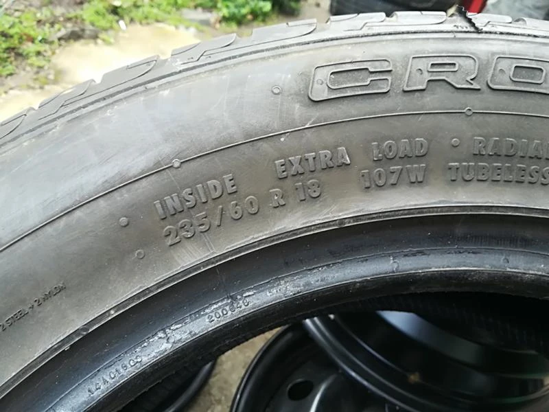 Гуми Летни 235/60R18, снимка 6 - Гуми и джанти - 26215911