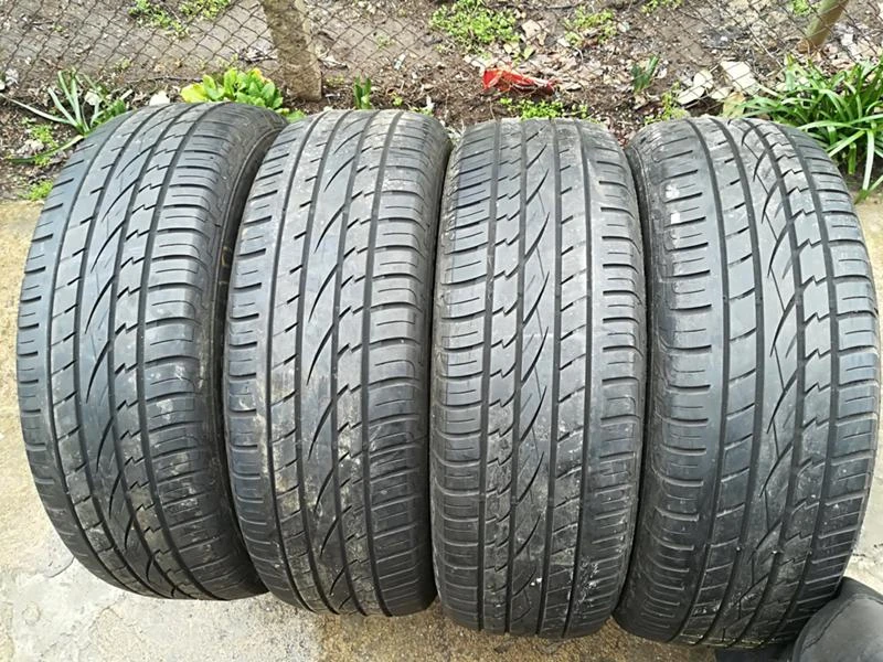 Гуми Летни 235/60R18, снимка 8 - Гуми и джанти - 26215911